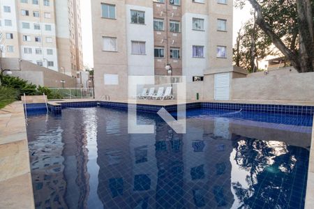 Apartamento à venda com 34m², 2 quartos e sem vagaÁrea comum - Piscina