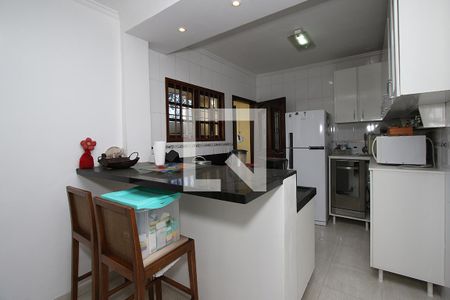 Casa à venda com 120m², 3 quartos e 2 vagas Casa à venda com 120m², 3 quartos e 2 vagasCozinha