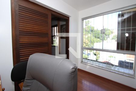 Casa à venda com 120m², 3 quartos e 2 vagas Casa à venda com 120m², 3 quartos e 2 vagasQuarto 2