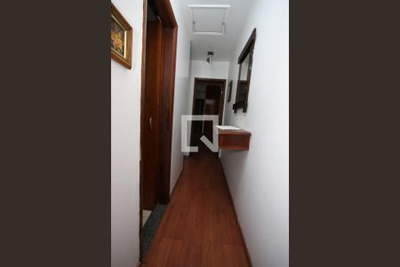 Casa à venda com 120m², 3 quartos e 2 vagas Casa à venda com 120m², 3 quartos e 2 vagasCorredor