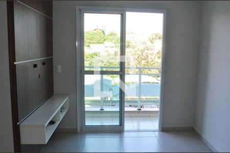 Sala de apartamento para alugar com 3 quartos, 70m² em Vila Aurocan, Campinas