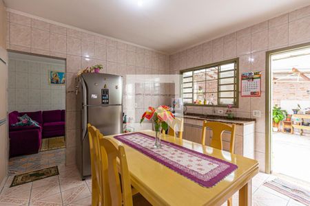 Casa à venda com 440m², 5 quartos e 7 vagasCozinha - Casa 2