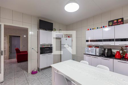 Casa à venda com 440m², 5 quartos e 7 vagasCozinha - Casa 3