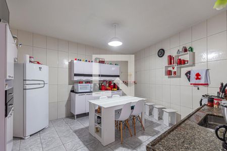 Casa à venda com 440m², 5 quartos e 7 vagasCozinha - Casa 3