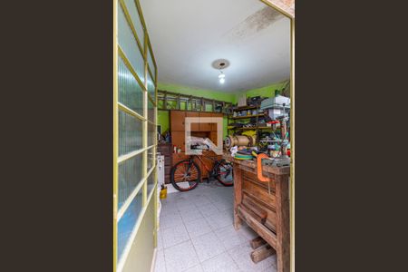 Casa à venda com 440m², 5 quartos e 7 vagasQuarto de serviço