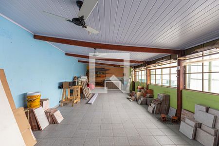 Casa à venda com 440m², 5 quartos e 7 vagasSalão