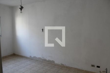 Casa à venda com 300m², 4 quartos e 5 vagasQuarto 2 casa dos fundos