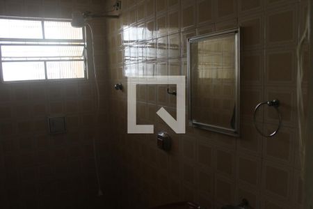 Casa à venda com 300m², 4 quartos e 5 vagasBanheiro 01