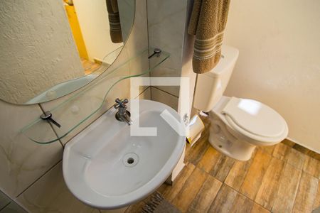 Casa para alugar com 43m², 2 quartos e sem vagaBanheiro - Pia