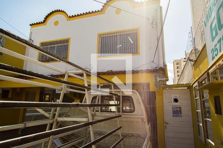 Casa para alugar com 43m², 2 quartos e sem vagaFachada