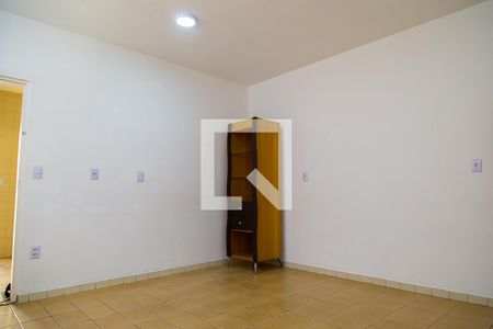 Quarto 1 de casa para alugar com 2 quartos, 43m² em Mirandópolis, São Paulo
