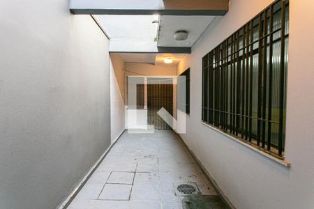 Casa à venda com 360m², 3 quartos e 5 vagasCorredor