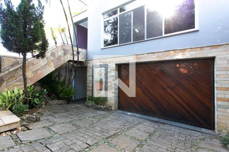 Casa à venda com 360m², 3 quartos e 5 vagasGaragem