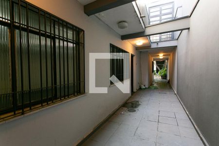 Casa à venda com 360m², 3 quartos e 5 vagasCorredor