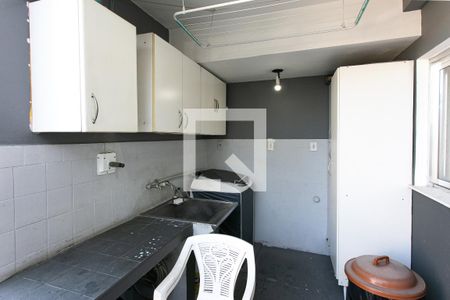 Casa à venda com 360m², 3 quartos e 5 vagasÁrea de Serviço