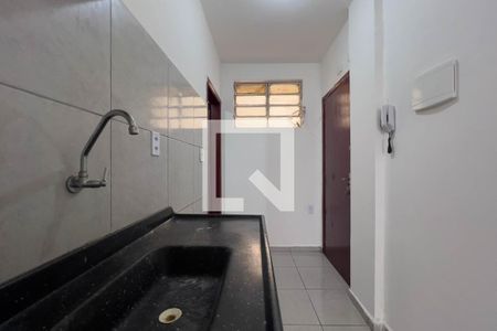 Cozinha de kitnet/studio à venda com 1 quarto, 30m² em Liberdade, São Paulo