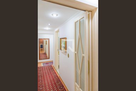 Corredor de apartamento à venda com 3 quartos, 119m² em Jardim Paulista, São Paulo