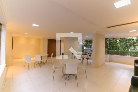 Apartamento à venda com 565m², 3 quartos e 2 vagasÁrea comum - Salão de festas