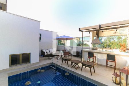 Apartamento à venda com 565m², 3 quartos e 2 vagasPiscina Coberta