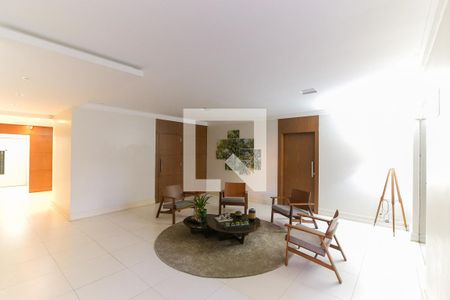 Apartamento à venda com 565m², 3 quartos e 2 vagasHall social