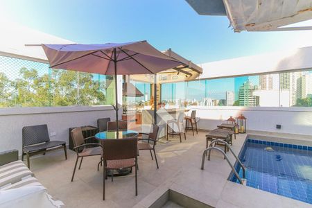 Apartamento à venda com 565m², 3 quartos e 2 vagasCobertura