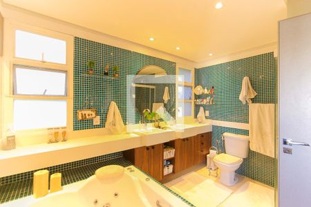 Apartamento à venda com 565m², 3 quartos e 2 vagasBanheiro da Suíte 1