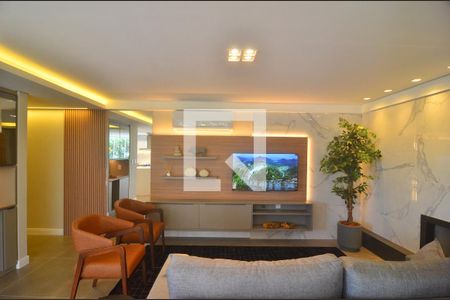 Sala de apartamento à venda com 2 quartos, 131m² em Marechal Rondon, Canoas