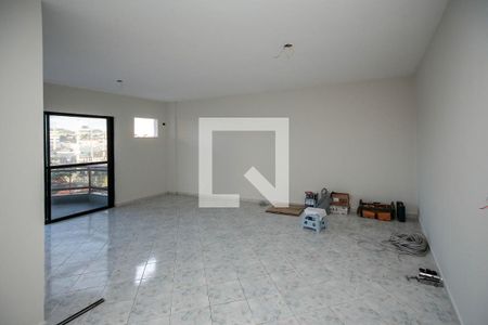 Apartamento à venda com 130m², 3 quartos e 2 vagas Apartamento à venda com 130m², 3 quartos e 2 vagasSala
