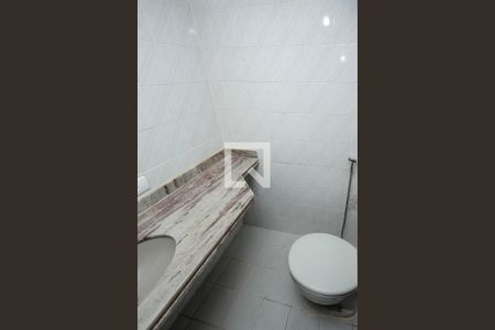 Apartamento à venda com 130m², 3 quartos e 2 vagas Apartamento à venda com 130m², 3 quartos e 2 vagasBanheiro