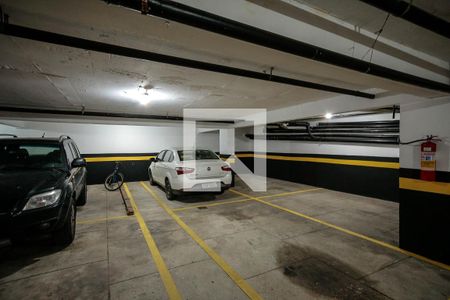 Apartamento à venda com 130m², 3 quartos e 2 vagas Apartamento à venda com 130m², 3 quartos e 2 vagasGaragem