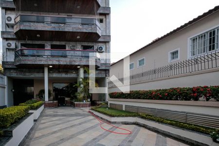 Apartamento à venda com 130m², 3 quartos e 2 vagas Apartamento à venda com 130m², 3 quartos e 2 vagasFachada