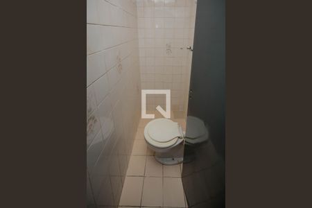 Apartamento à venda com 130m², 3 quartos e 2 vagas Apartamento à venda com 130m², 3 quartos e 2 vagasBanheiro de Serviço