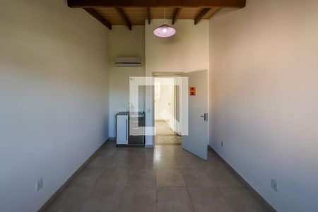 Casa à venda com 200m², 3 quartos e 7 vagas Casa à venda com 200m², 3 quartos e 7 vagasQuarto 2
