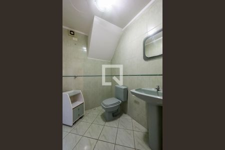 Casa à venda com 200m², 3 quartos e 7 vagas Casa à venda com 200m², 3 quartos e 7 vagasLavabo