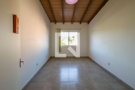 Quarto 2 de casa à venda com 3 quartos, 200m² em Cristal, Porto Alegre