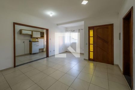 Sala de casa à venda com 3 quartos, 200m² em Cristal, Porto Alegre