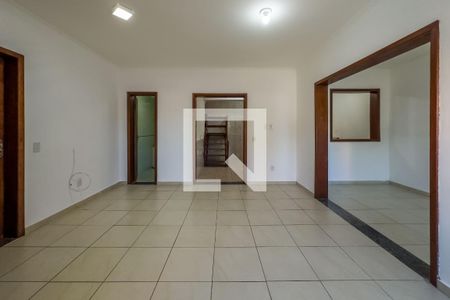 Sala de casa à venda com 3 quartos, 200m² em Cristal, Porto Alegre