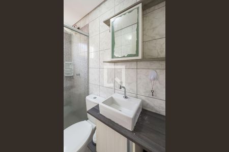Casa à venda com 200m², 3 quartos e 7 vagas Casa à venda com 200m², 3 quartos e 7 vagasBanheiro Corredor