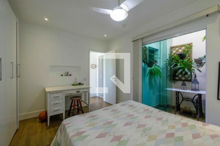 Apartamento à venda com 150m², 4 quartos e 2 vagasQuarto 2