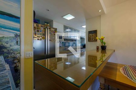 Apartamento à venda com 150m², 4 quartos e 2 vagasCozinha