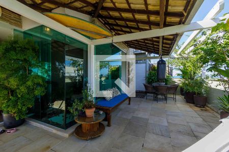 Apartamento à venda com 150m², 4 quartos e 2 vagasCobertura