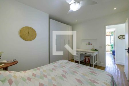 Apartamento à venda com 150m², 4 quartos e 2 vagasQuarto 2