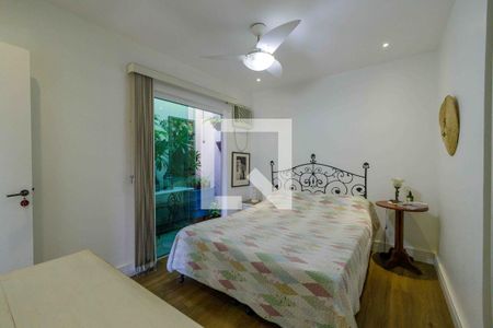 Apartamento à venda com 150m², 4 quartos e 2 vagasQuarto 2