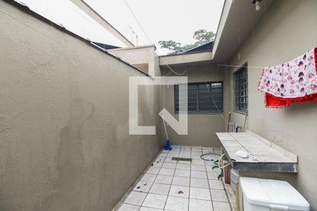 Casa à venda com 120m², 3 quartos e sem vaga Casa à venda com 120m², 3 quartos e sem vagaQuintal
