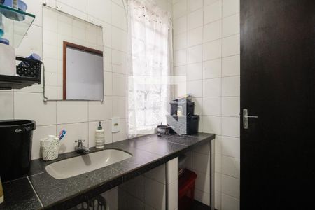 Casa à venda com 120m², 3 quartos e sem vaga Casa à venda com 120m², 3 quartos e sem vagaBanheiro Social