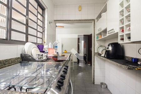 Casa à venda com 120m², 3 quartos e sem vaga Casa à venda com 120m², 3 quartos e sem vagaCozinha