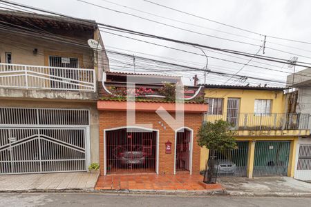 Casa à venda com 208m², 4 quartos e 2 vagasFachada