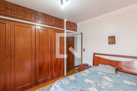 Casa à venda com 208m², 4 quartos e 2 vagasSuíte