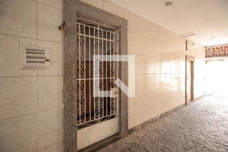 Apartamento para alugar com 90m², 3 quartos e sem vagaEntrada