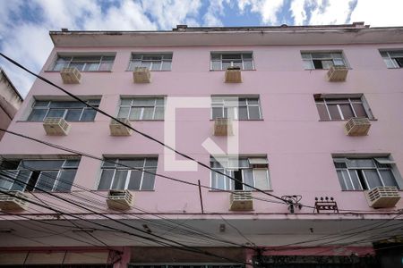 Apartamento para alugar com 90m², 3 quartos e sem vaga Apartamento para alugar com 90m², 3 quartos e sem vagaFachada